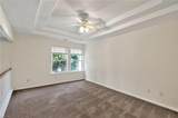 822 Point Way - Photo 16