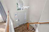 822 Point Way - Photo 3