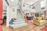132 Waters Edge Dr - Photo 4