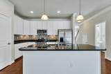 816 Haversham Cls - Photo 5