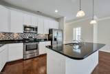 816 Haversham Cls - Photo 7
