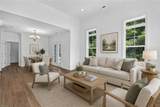 2048 Mango St - Photo 3