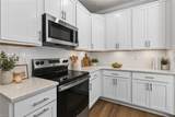 2048 Mango St - Photo 4