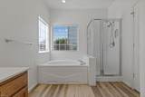 1313 Duchess Of York Quay - Photo 16