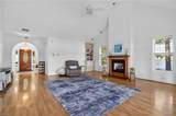 5836 Woodstock Pt - Photo 17