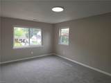 3781 Strathmoor Cir - Photo 10
