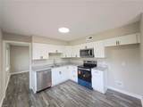 3781 Strathmoor Cir - Photo 2