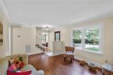 102 Castle Ln - Photo 5