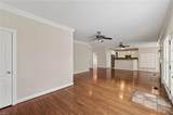 320 Green View Rd - Photo 15