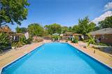 608 Brookside Ct - Photo 4