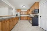 312 Curry St - Photo 6