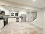 872 Westminster Ln - Photo 4