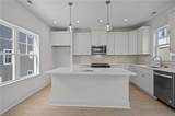 712 14th St - Photo 12