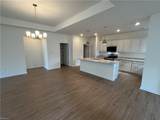 222 Richmond Ave - Photo 3