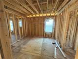 1012 Middle St - Photo 11