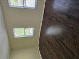 1010 Scarborough Ct - Photo 15