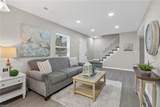 733 Hampton Ave - Photo 5