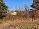1506 Carsley Rd - Photo 2