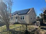 1135 Jasmine St - Photo 2