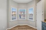 729 Creekside Cres - Photo 10