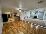1341 Devonshire Ct - Photo 2