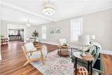 709 Road St - Photo 6