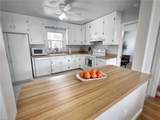 886 Lacon Dr - Photo 3