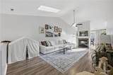 1301 Tuckaway Rch - Photo 4