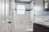 131 Elwood Ave - Photo 18