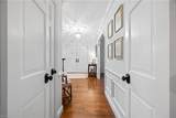 621 Hollygate Ln - Photo 11