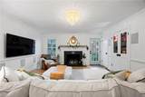621 Hollygate Ln - Photo 19