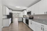 1326 26th St - Photo 4