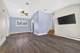 803 Townsend Ct - Photo 4