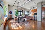 123 College Pl - Photo 2