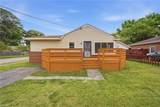 1120 Clarence St - Photo 4