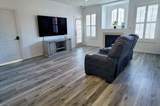 1046 Grand Oak Ln - Photo 4