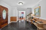 4073 Bridgehampton Ln - Photo 3