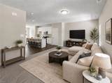 621 Commonwealth Dr - Photo 15