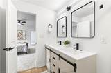 2420 Charleston Ave - Photo 32