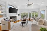 2310 Maple St - Photo 10