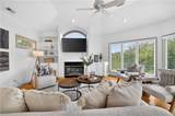 2310 Maple St - Photo 9