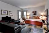 821 Edinburgh Ct - Photo 33