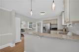 407 Sussex Dr - Photo 9