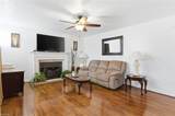 221 Hahn Pl - Photo 6