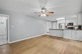 8172 Manor Dr - Photo 18