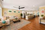 1521 Bradford Rd - Photo 3