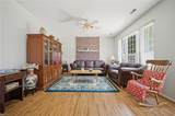 2909 Elmore St - Photo 9