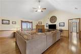 233 Downing Dr - Photo 17