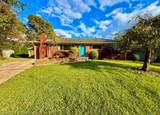 704 Sullivan Cir - Photo 1