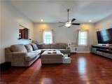 24 Moss Ave - Photo 3